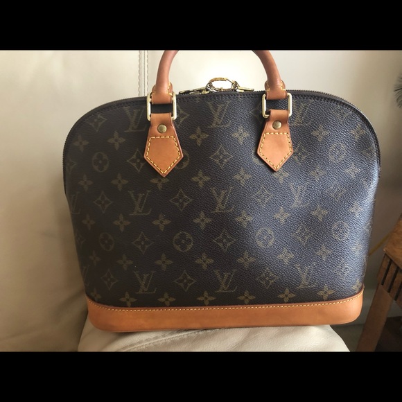 Authentic LV Alma “SOLD” - Picture 2 of 8